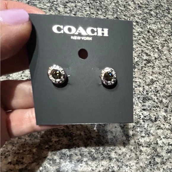 COACH • Open Circle Post Earrings • Sliver - Picture 5 of 7